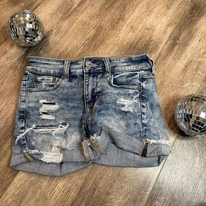 American Eagle stretchy ripped jean shorts.